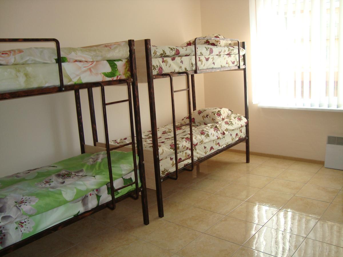 Hostel Sofia ジトームィル エクステリア 写真